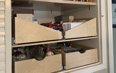 Overhead sloped shelves.