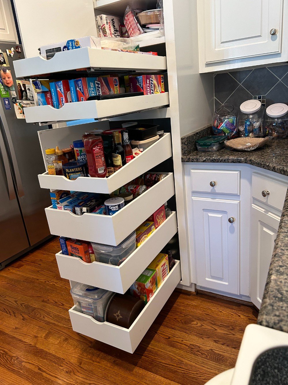 Cabinet Pantry