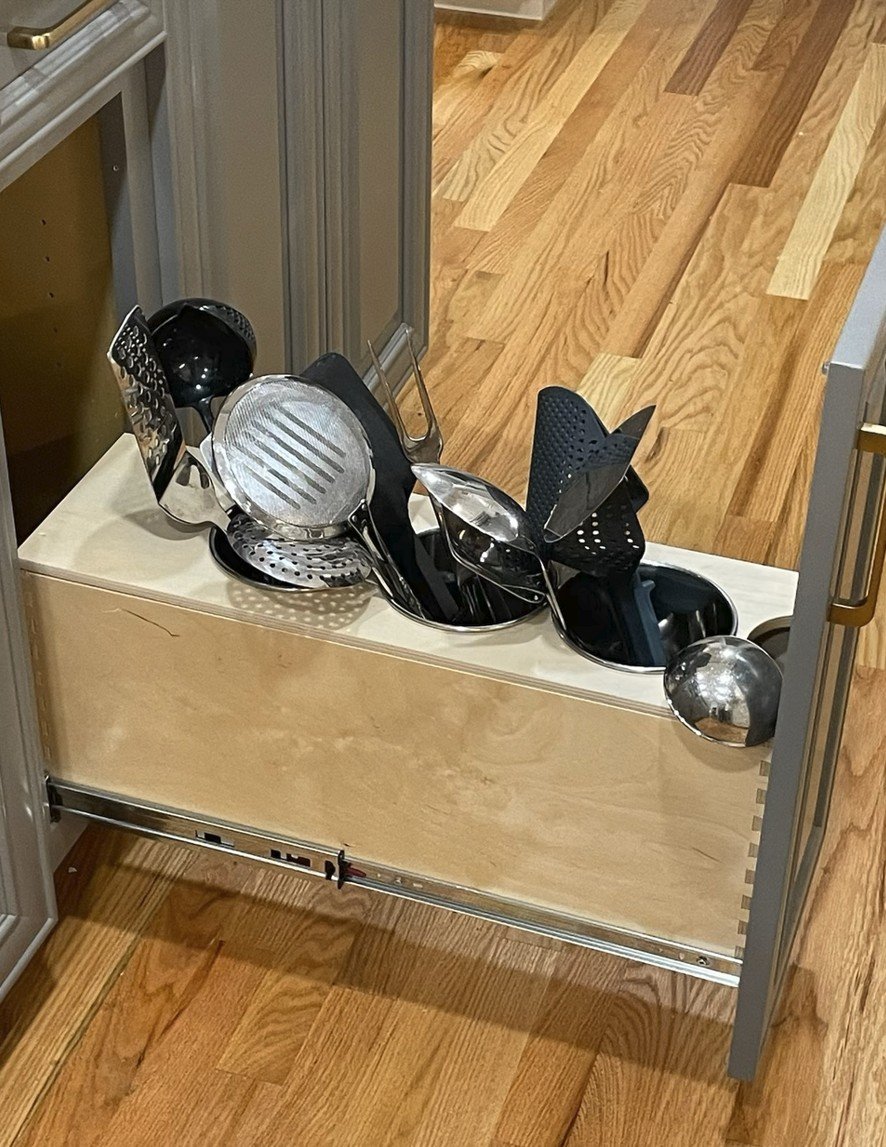cooking utensil holder