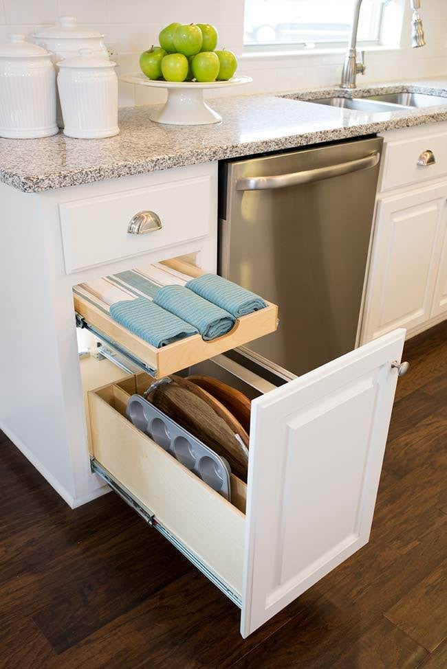 Tray bin